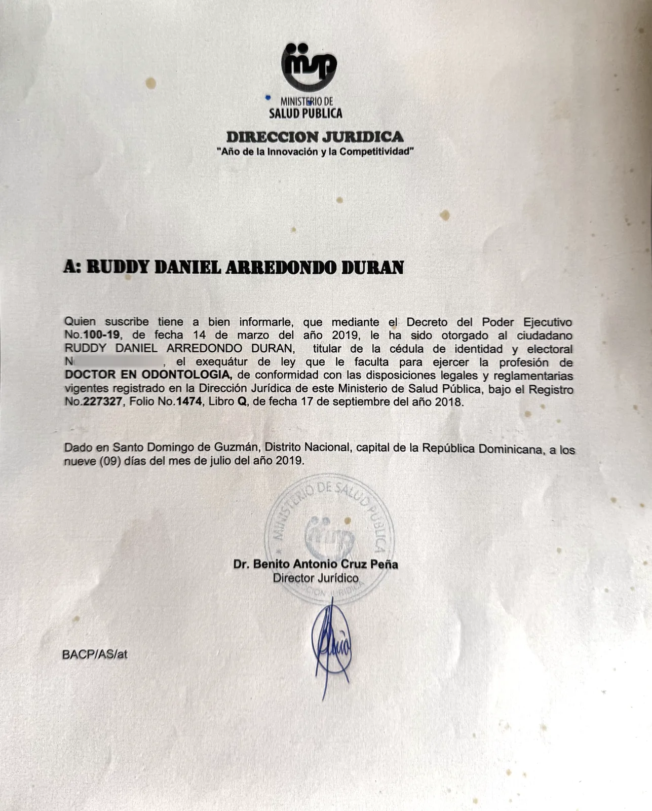 Letter from the Dominican Ministry of Public Health confirming the Exequátur of Dr. Ruddy Daniel Arredondo Durán, ID number covered